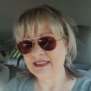 Meet your Posher, Dona